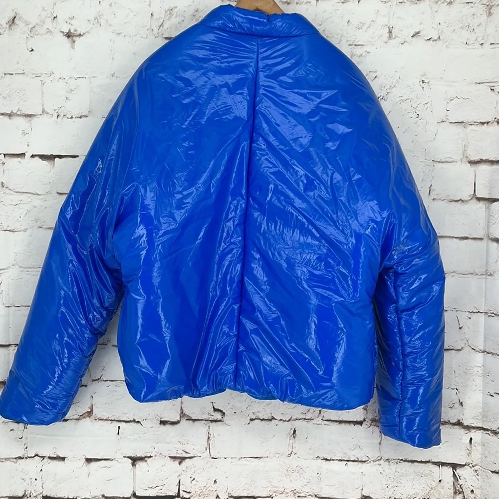 Club Paradise “Paxton” Puffer, Size M